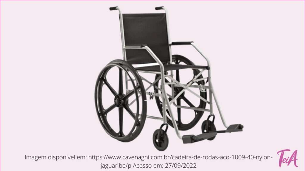 Indicada para o uso em locais onde várias pessoas podem utilizar a mesma CR. São normalmente usadas para transporte rápido em aeroportos, hospitais e Unidades Básicas de Saúde. São pesadas e inadequadas para pessoas ativas que usam CR como principal meio de locomoção. Projetada para ter um baixo custo, pouca manutenção e para ser propulsionada por um cuidador.